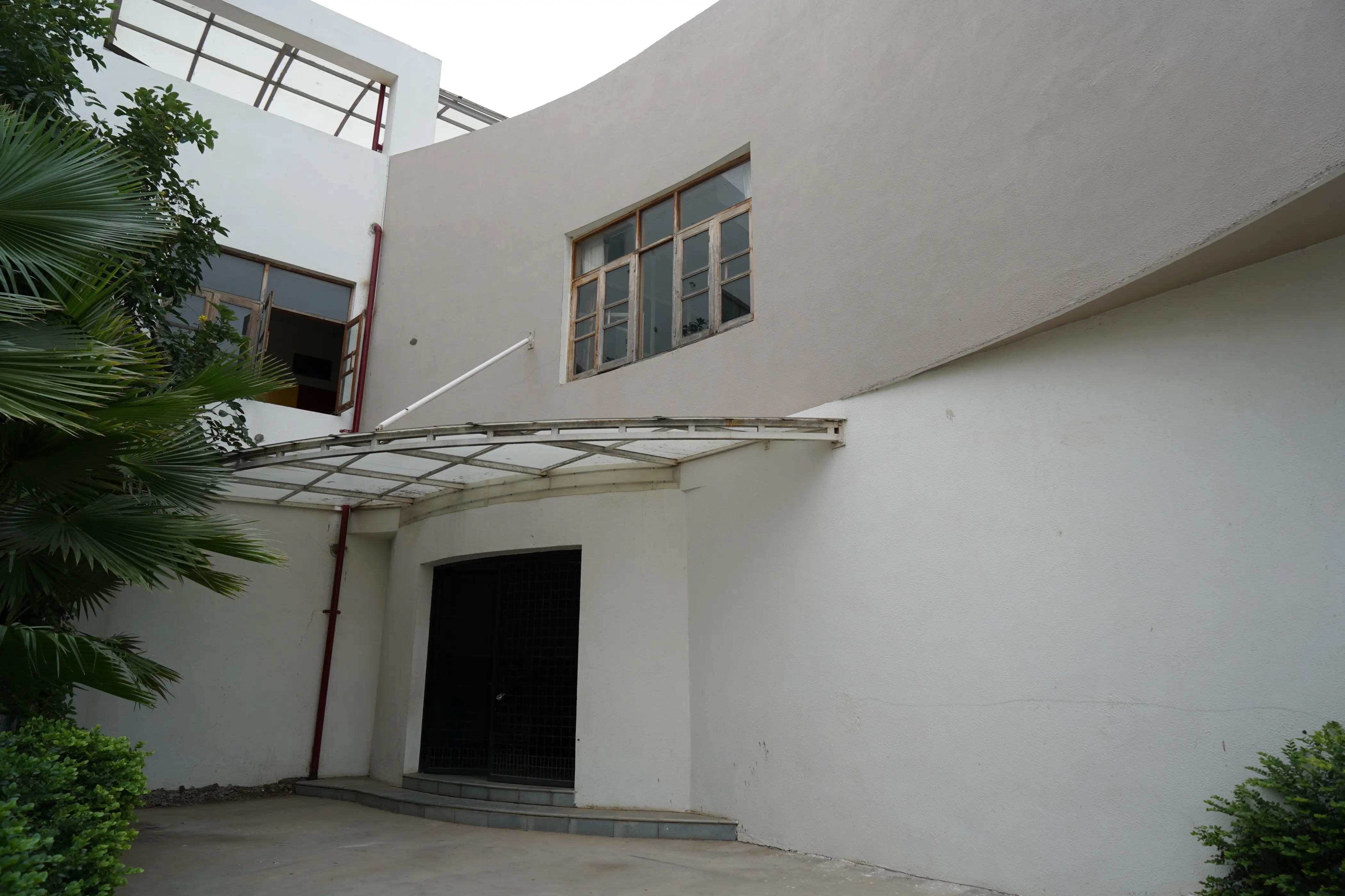 Smt. Miraben Rameshbhai Mehta Lalitkala Prashikshan Kendra - Building Photo